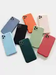 Силиконовый чехол с защитой камеры на iPhone 6/6s, 7/8/SE 2020, X/XS, 11