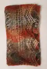 Красный палантин