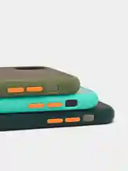 Чехол на iPhone