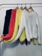 Свитер