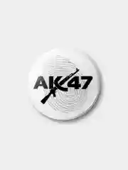 Белый значок "АК-47", 37 мм