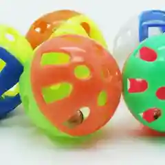 Шарик с колокольчиком для животных