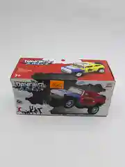 Игрушечный автомобиль