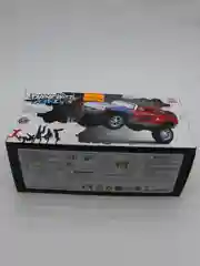 Игрушечный автомобиль