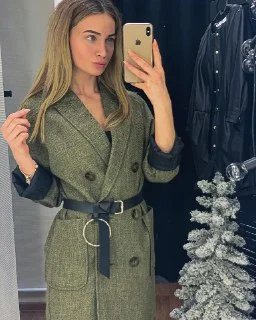 Оливковый жакет