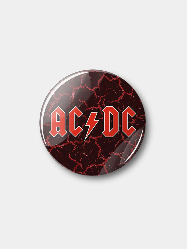 Багровый значок "AC/DC", 37 мм