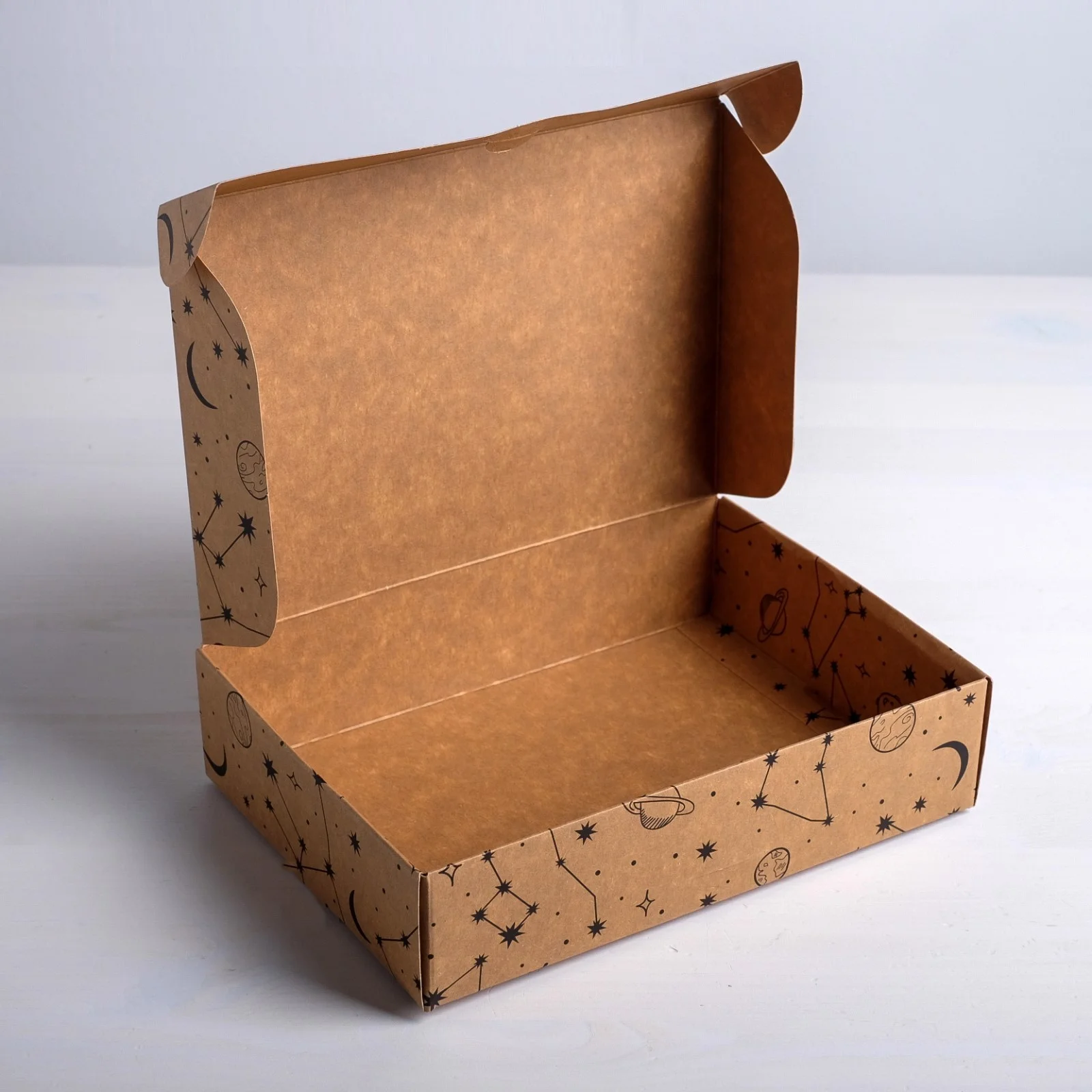 Коробка складная, крафтовая "Космос", 21 х 15 х 5 см