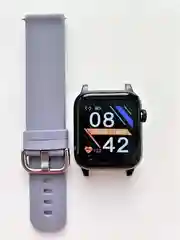 Розовый смарт часы Р18