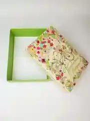 Белый подарочная коробка
