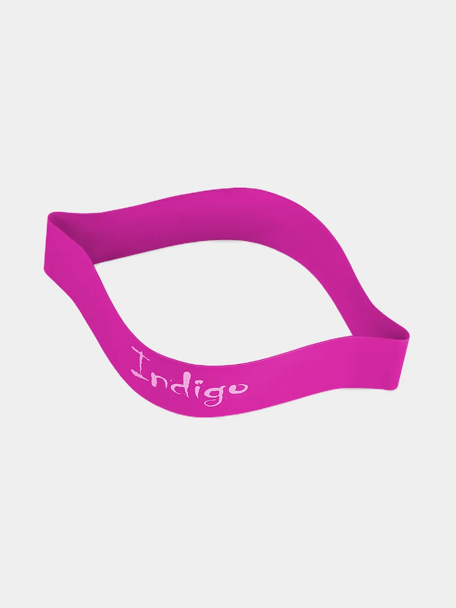 Красный эспандер-лента замкнутая Indigo Medium 2-7 кг
