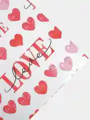 Бумага упаковочная, глянцевая, Love