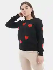Яркая женская толстовка с сердечками