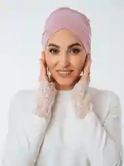 Коралловый меланж шапочка под платок "Бони"