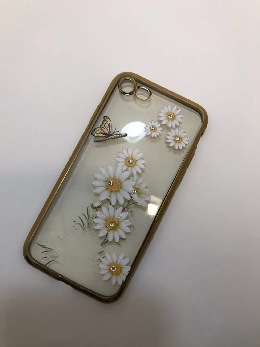Силиконовый чехол iPhone 7, iPhone 8, в золотой окантовке, сердце, бабочки, в серебре