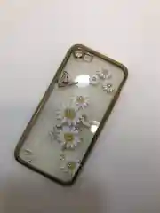 Силиконовый чехол iPhone 7, iPhone 8, в золотой окантовке, сердце, бабочки, в серебре