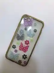 Силиконовый чехол iPhone 7, iPhone 8, в золотой окантовке, сердце, бабочки, в серебре