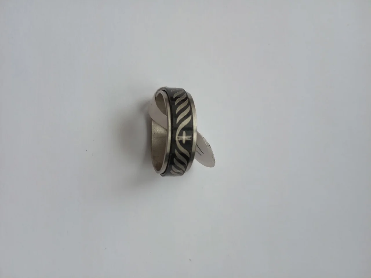 Серебряный кольца с крестом