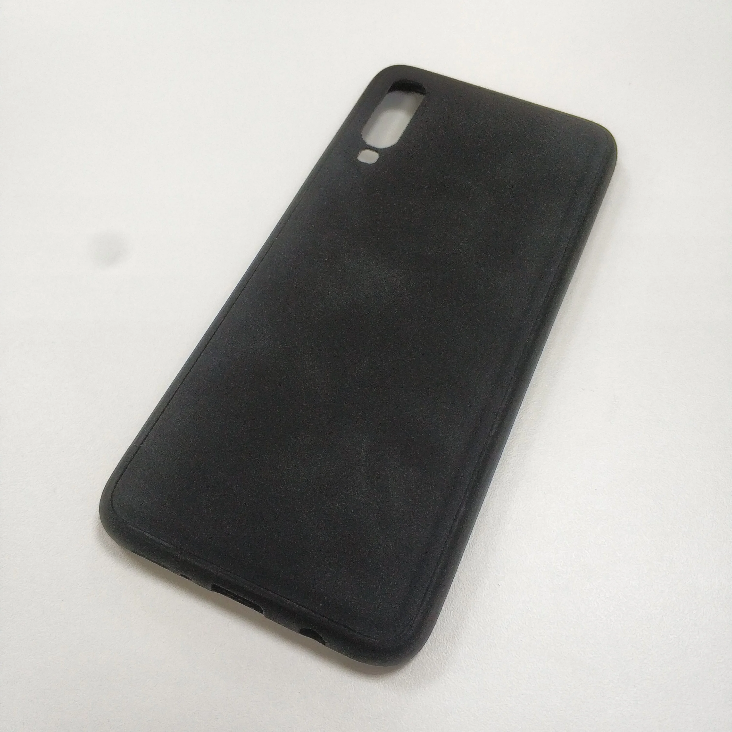 Угольный чехол Samsung A70
