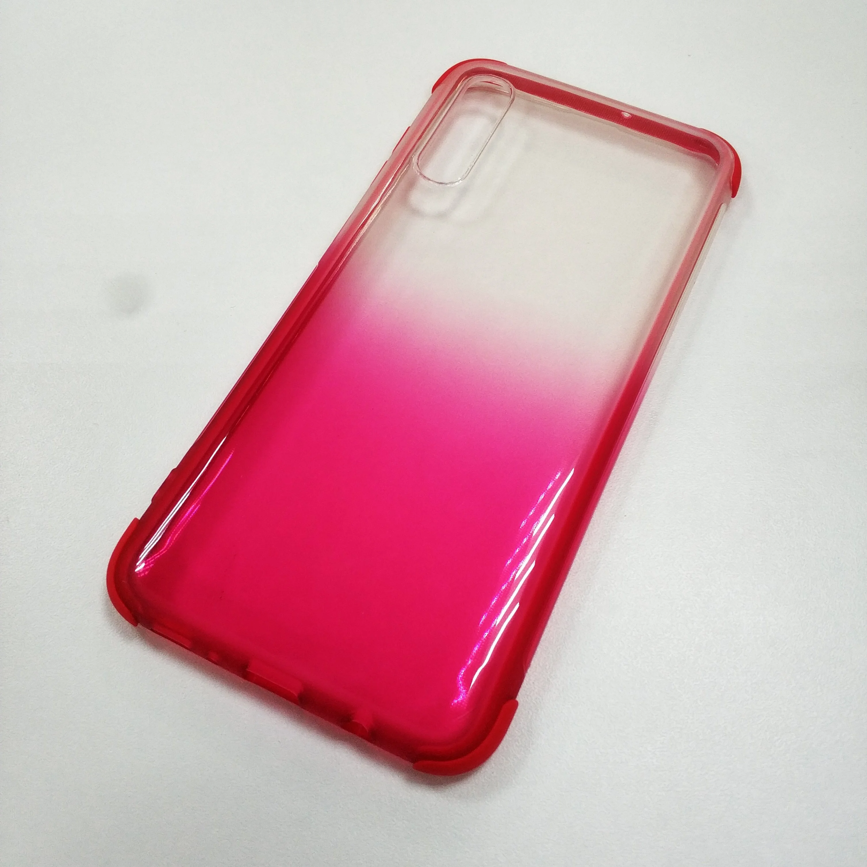Розовый чехол Samsung A70
