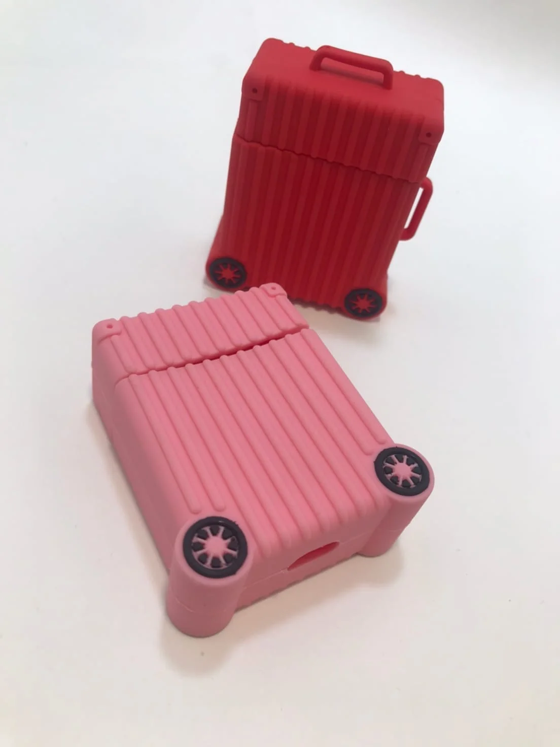 Багровый чехол для Airpods 1/2, с единорогом