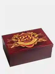 Багровый коробка подарочная на 23 февраля