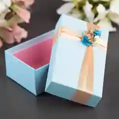 Коробка подарочная