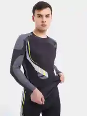 Багровый мужской спортивный костюм: рашгард и тайтсы