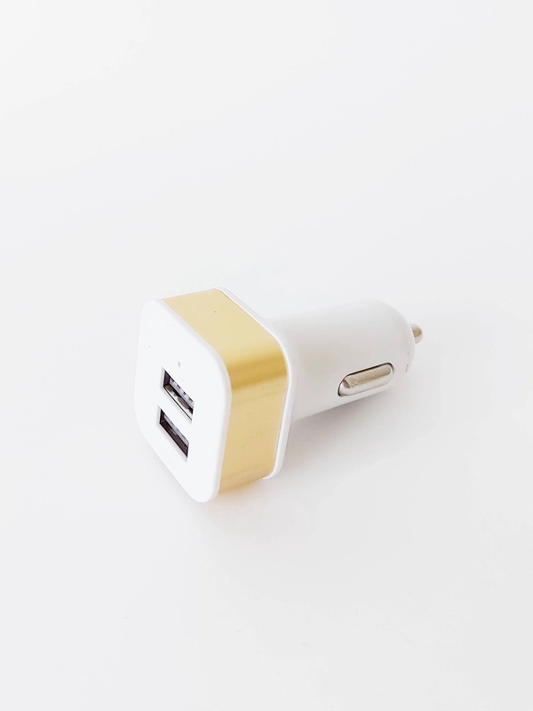 Автомобильное зарядное устройство, 2 USB