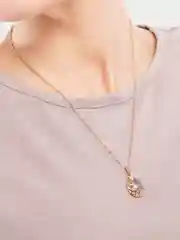 Голубой цепочка с кулоном