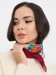 Багровый платок