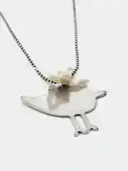 Серый цепочка с кулоном