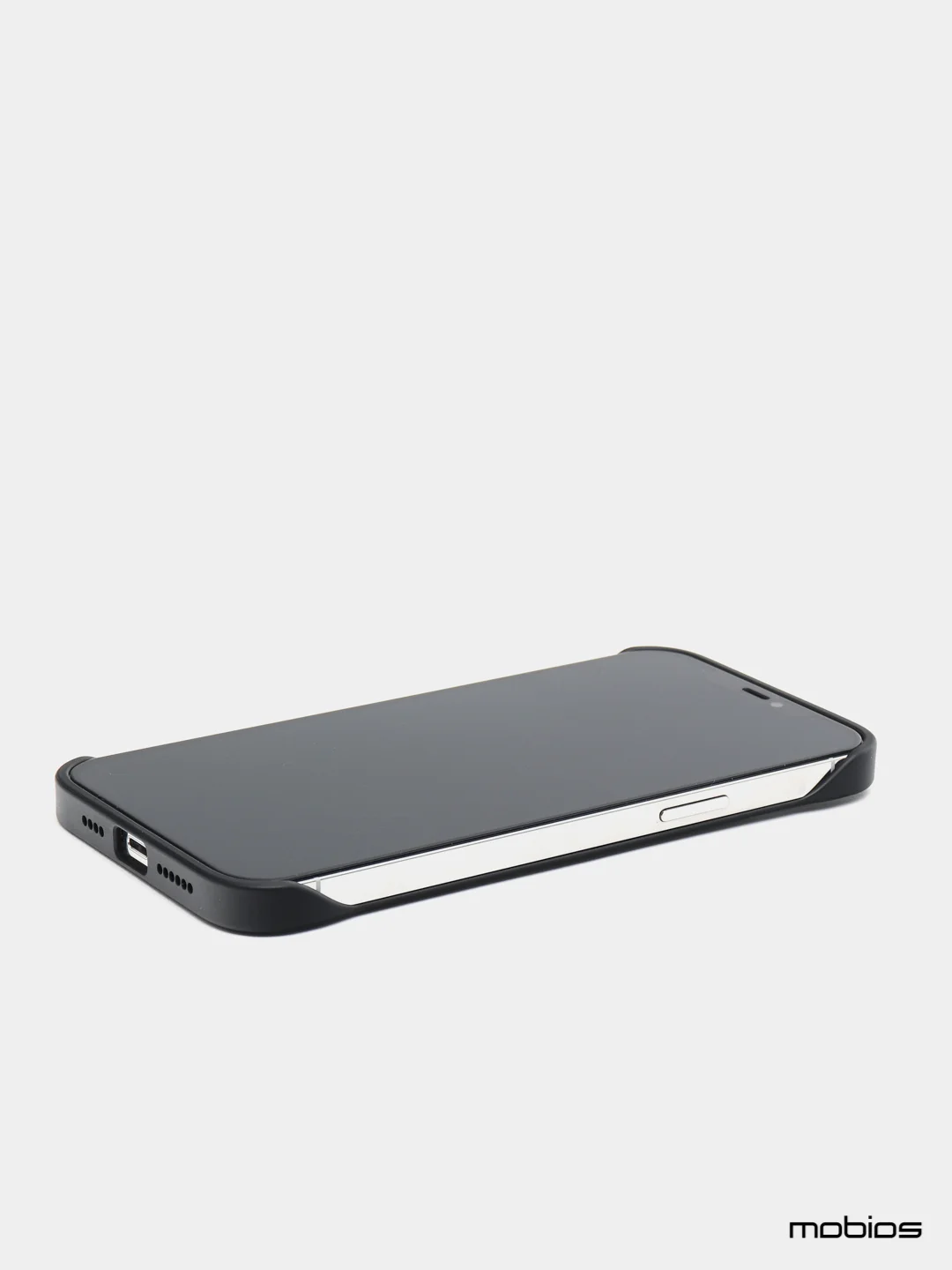 Красный чехол-накладка iPhone 12 и iPhone 12 Pro