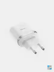 Белый сетевое зарядное устройство HOCO C12Q (QC3.0, до 3A, 18W)