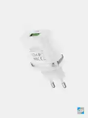 Белый сетевое зарядное устройство HOCO C12Q (QC3.0, до 3A, 18W)