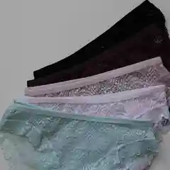 Кружевные женские трусы