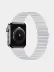 Белый ремешок кожаный для Apple Watch 38/40mm, 42/44mm.