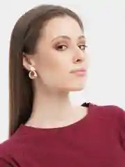 Золотой серьги Omenu
