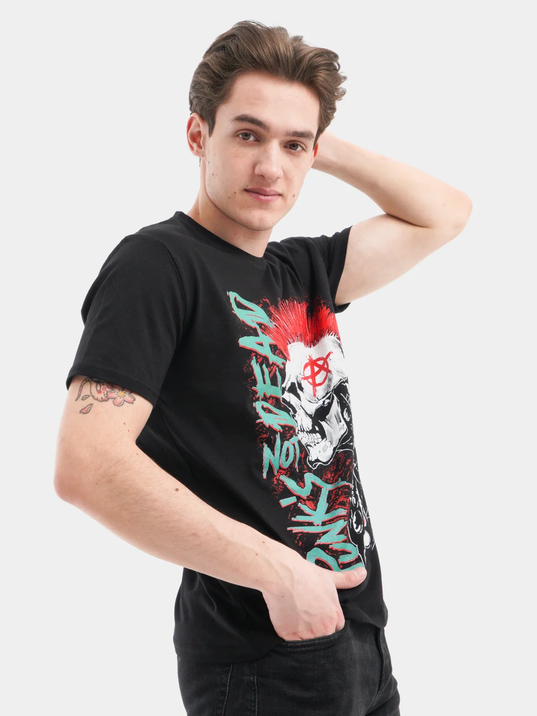 Футболка с принтом Punks not Dead