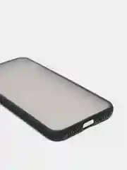 Черный чехол iPhone Xr, матовый
