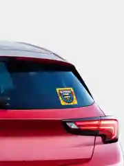 Наклейка на авто голография Великий гонщик