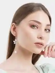 Серьги-цветок
