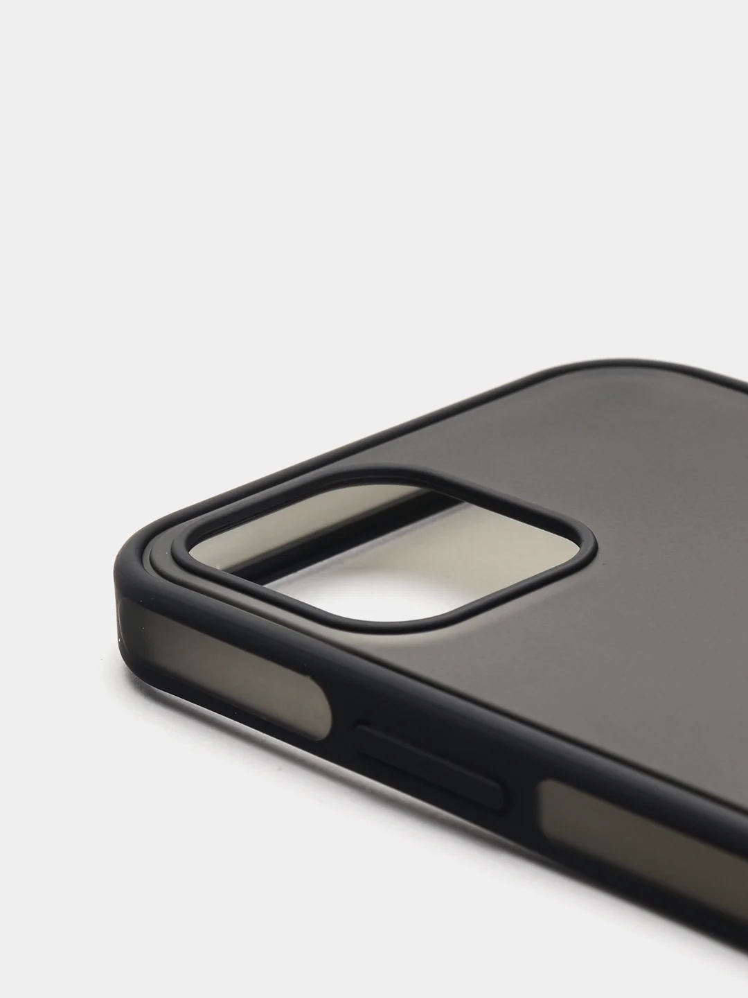 Противоударный матовый чехол для iPhone 12