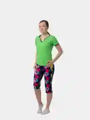 Футболка с бриджами