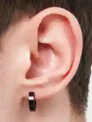 Сережка-колечко из медицинской стали, с черным покрытием