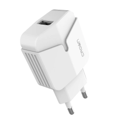 Сетевое универсальное зарядное устройство Crown CMWC-3030F
