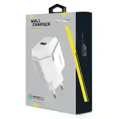 Сетевое универсальное зарядное устройство Crown CMWC-3030F