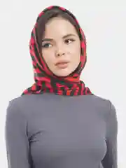 Багровый платок шелковый