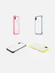 Синий прозрачный чехол на IPhone