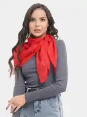 Красный платок однотонный, 3D рисунок