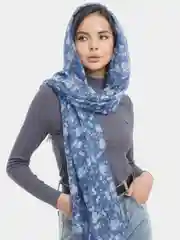 Синий шарф